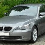 BMW E60 sedan po liftingu, widok od przodu – zdjęcie poglądowe